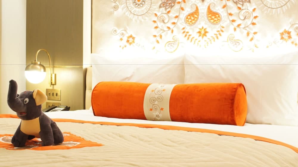 The LaLit London