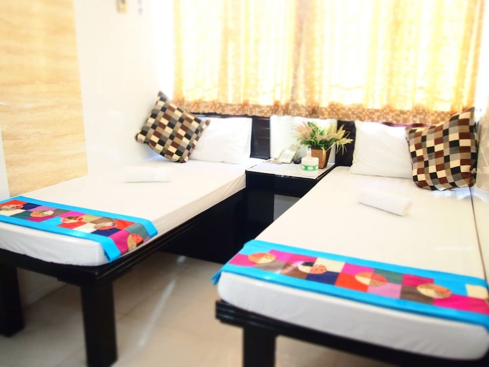 Travellers Hostel