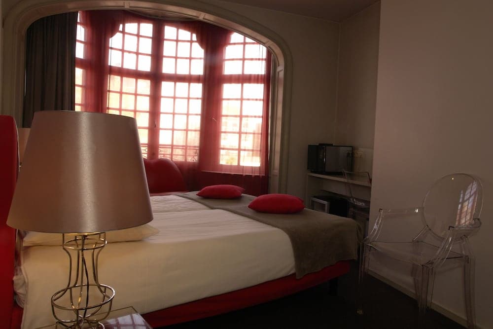 Monty Small Design Hotel