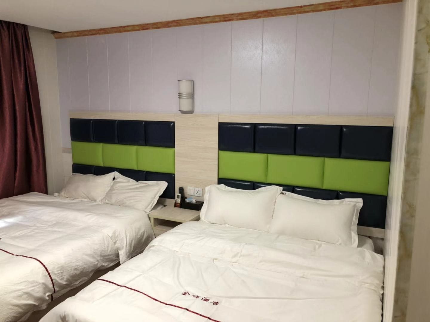 Jintai Hotel (Guangzhou Dashadong Metro Station)