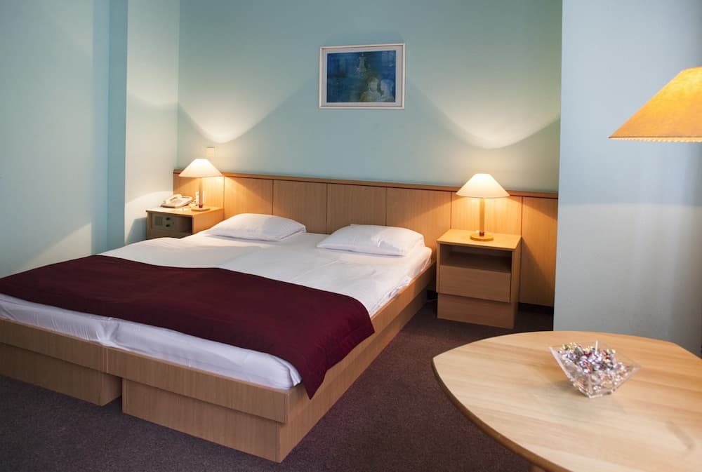 City Hotel Pilvax
