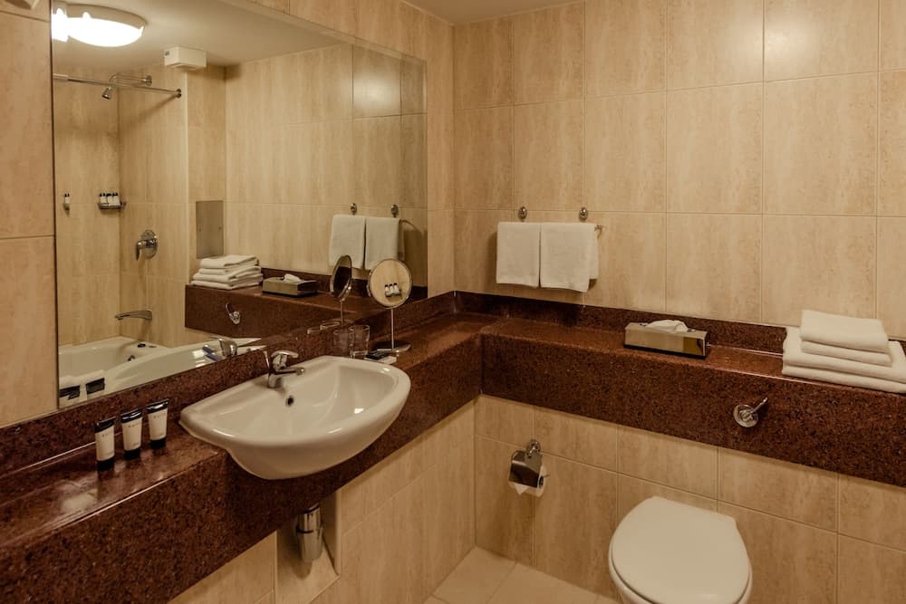 Rochestown Lodge Hotel