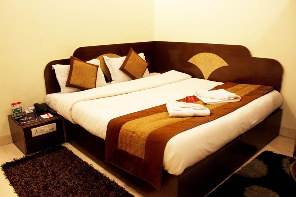 OYO 528 Hotel Neptune Residency