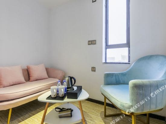 Jushu Mingtai Apartment