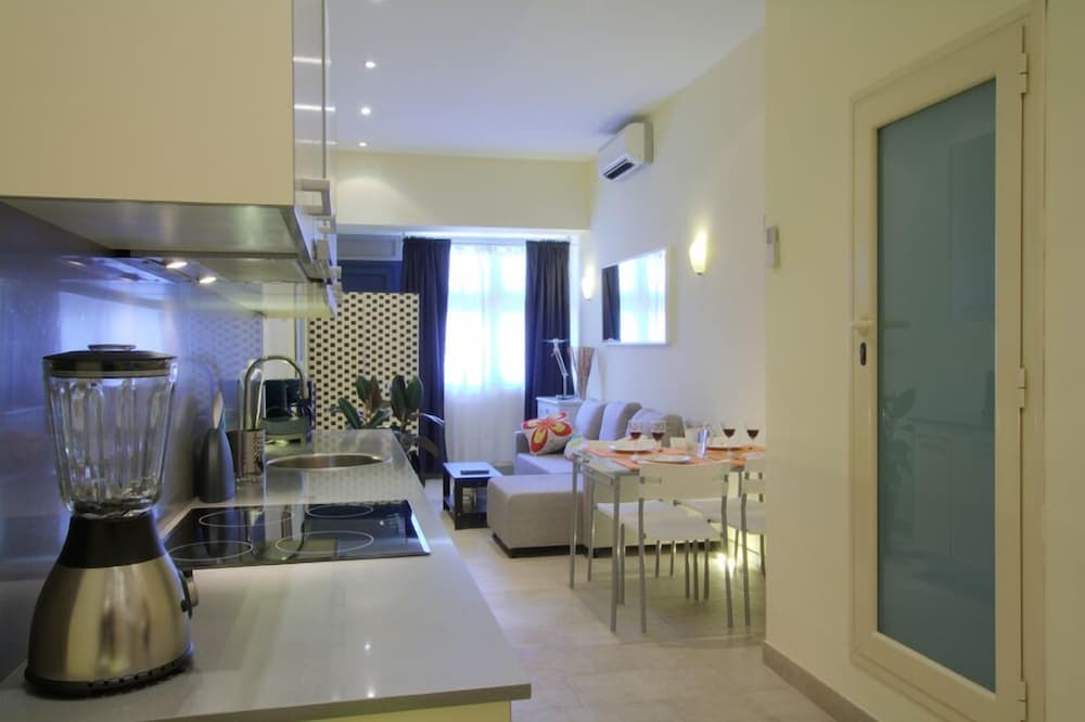 HOMEnFUN Camp Nou Stadium Apartment