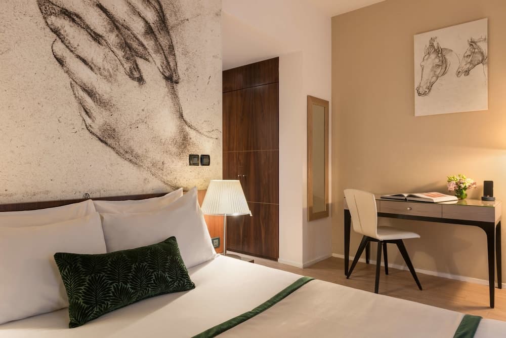 Hotel Monna Lisa Champs Elysees