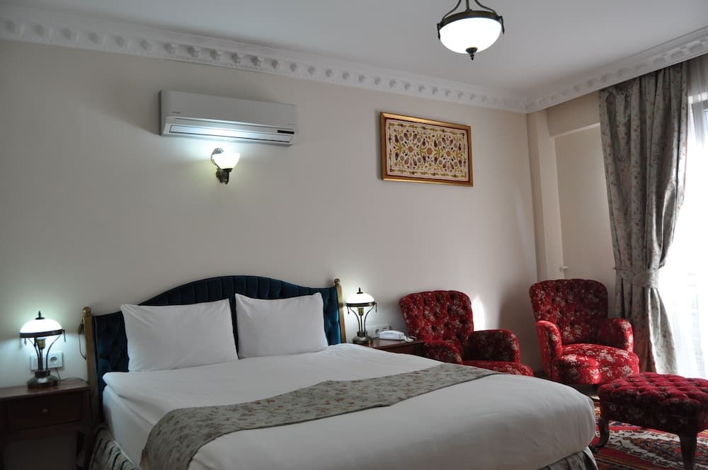 Basileus Hotel