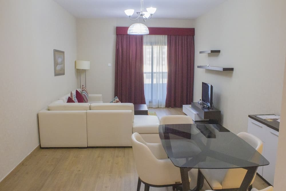 Time Topaz Hotel Apartment
