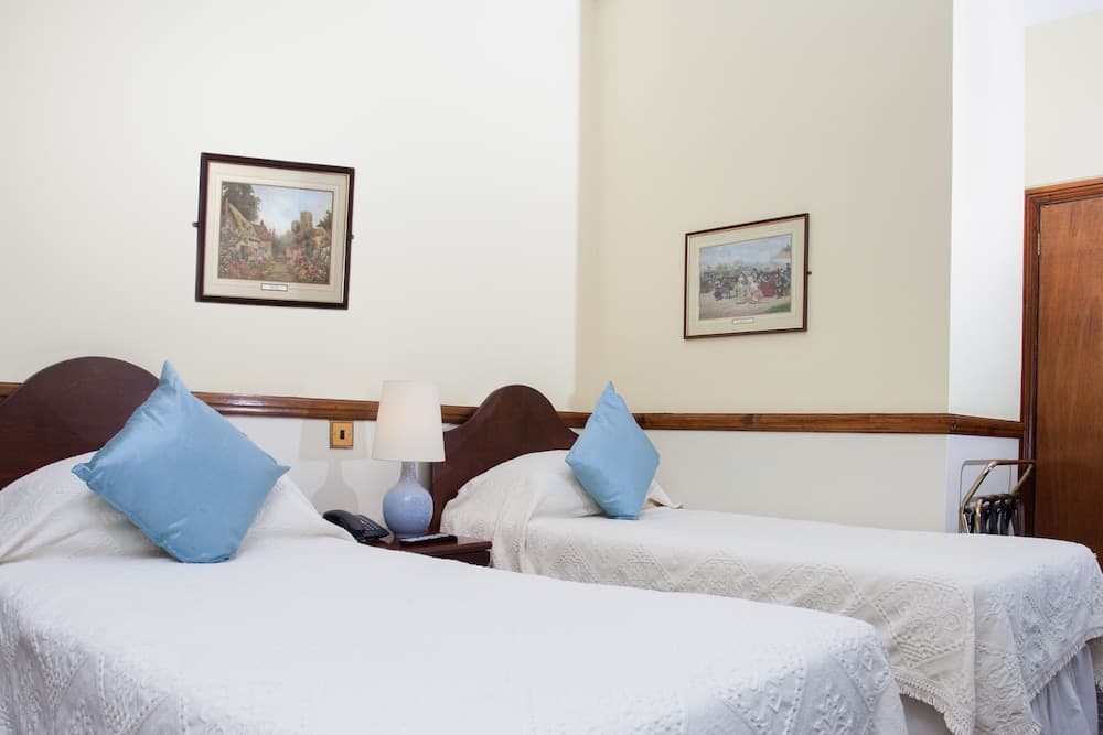 London Elizabeth Hotel