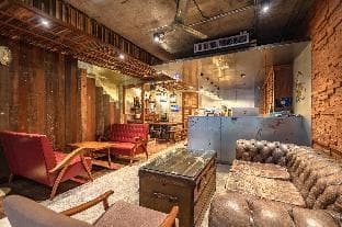 Siam Plug In Boutique Hostel
