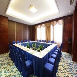 Grand Royal Hotel