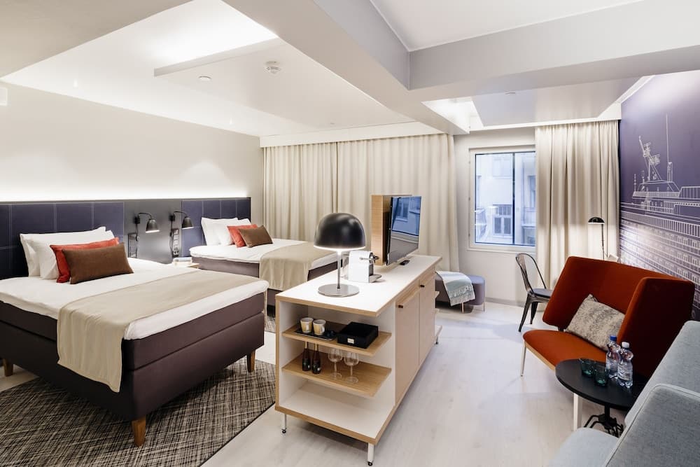 Hotel Indigo Helsinki-Boulevard, an IHG Hotel
