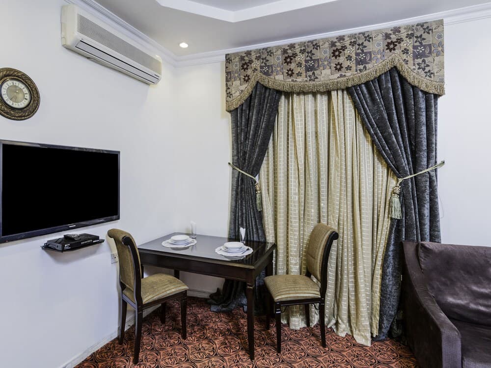 OYO 131 Al Hamra Palace AlJawazat Branch