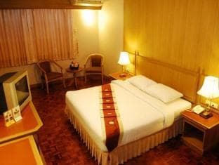 Silom Village Inn