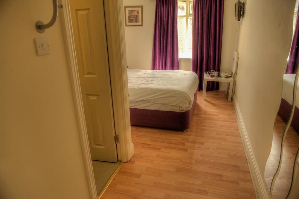 My Place Hotel