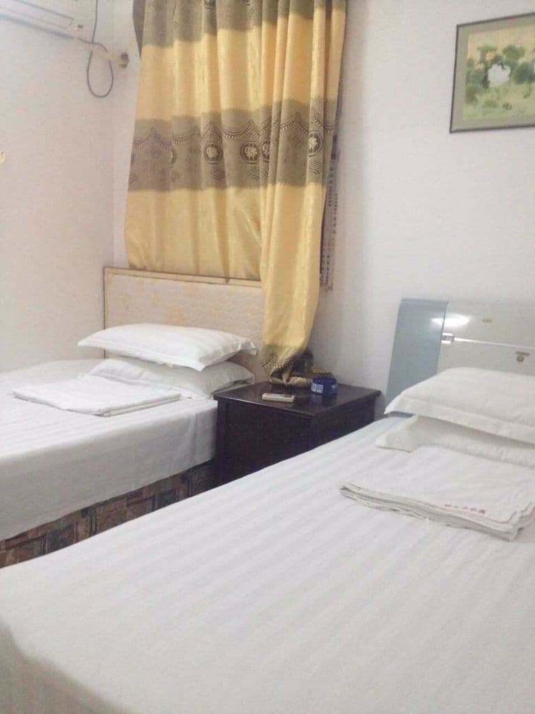 Haizhu Yingbin Apartment