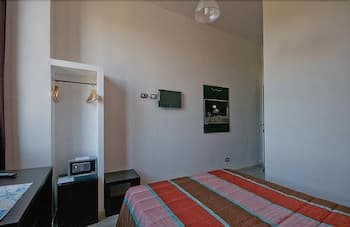 MF Hotel