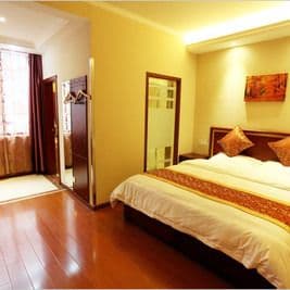 Green Tree Inn Smart Selection Hotel (Shanghai Hongqiao Road Metro Station)