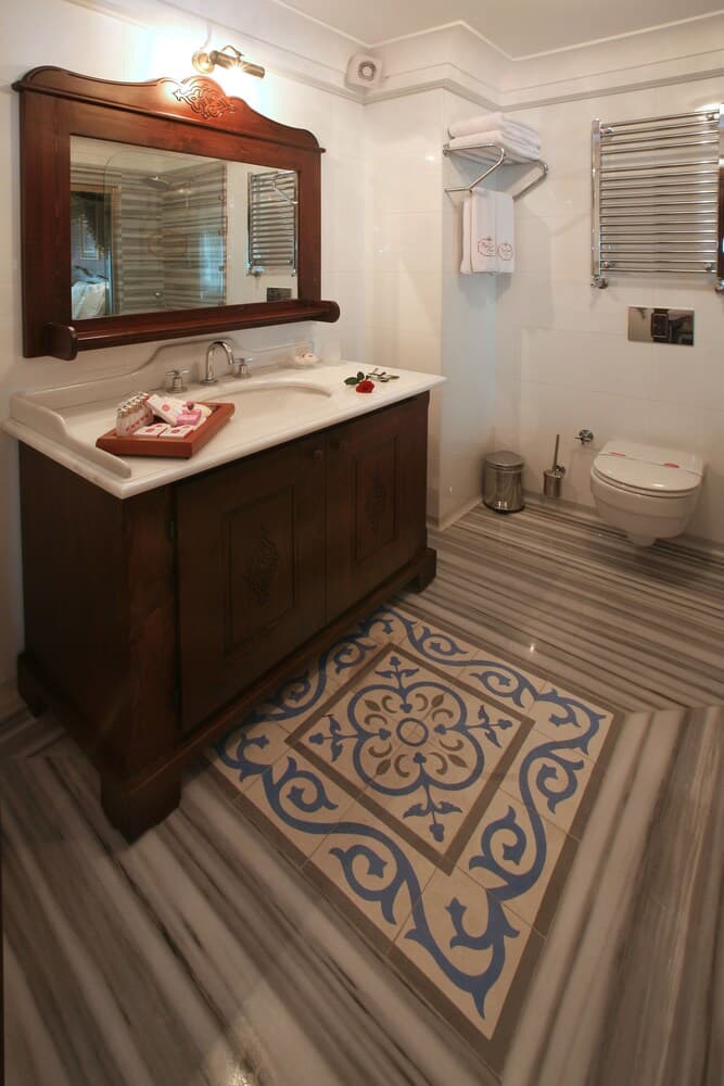 Rose Garden Suites