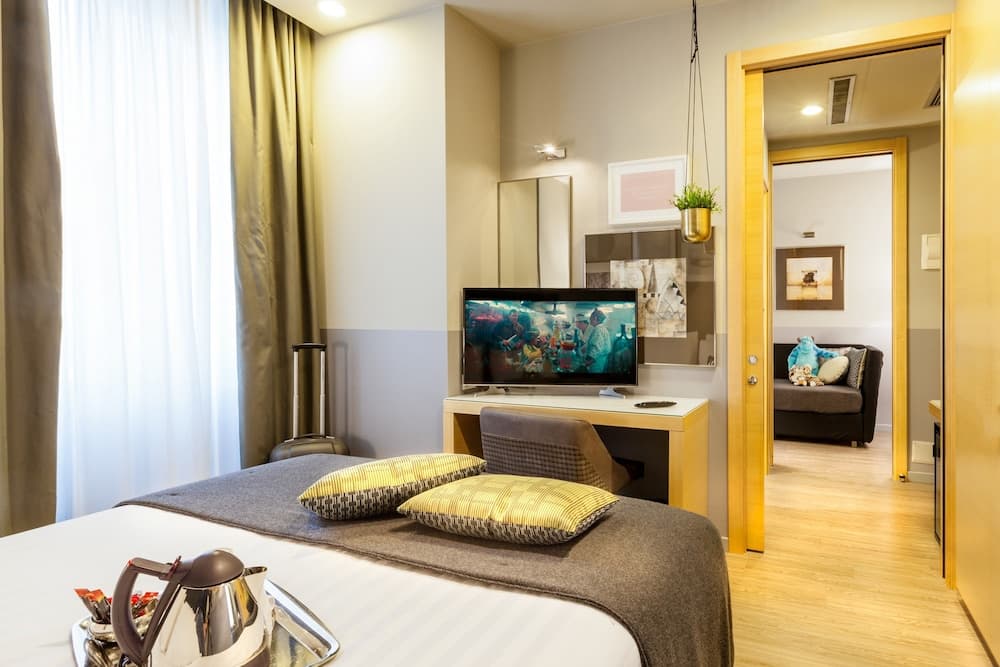 Holiday Inn Milan Garibaldi Station, an IHG Hotel