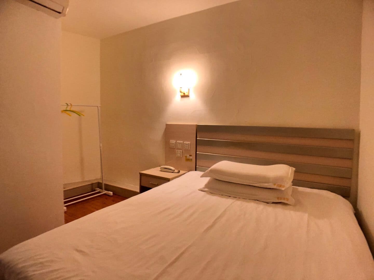 Yueyang Hostel