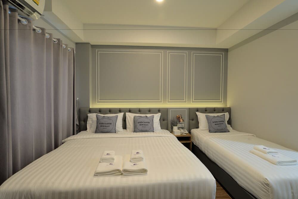 De Lavender Bangkok Hotel