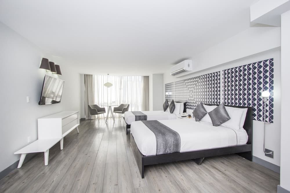 Hotel El Ejecutivo by Reforma Avenue