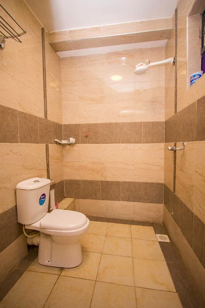 Enkare Hotel