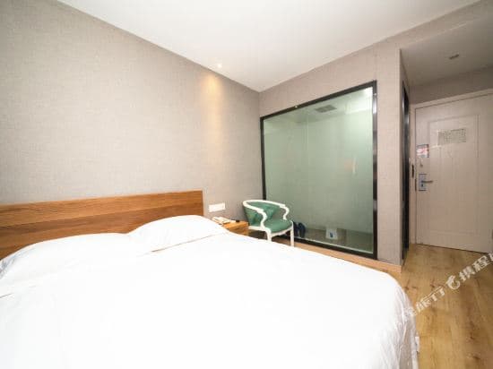 Ritz Hotel (Shanghai Peoples Square store)