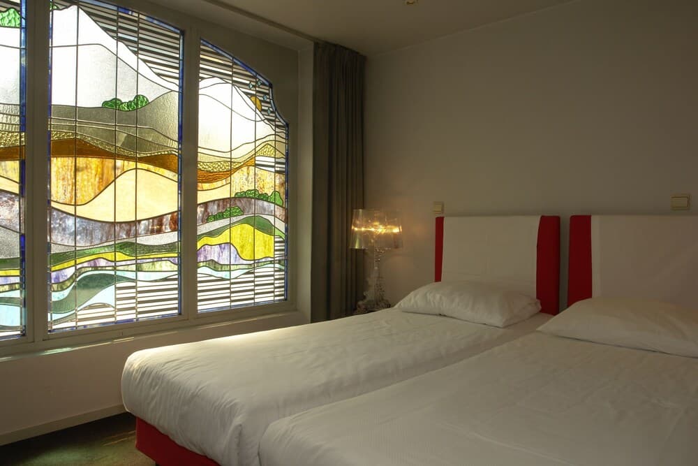 Monty Small Design Hotel