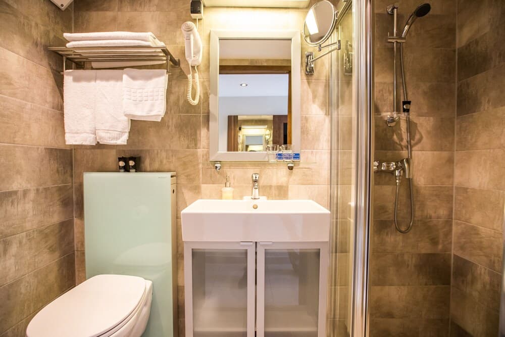 NORWEGIAN HOTELS AND APARTMENTS