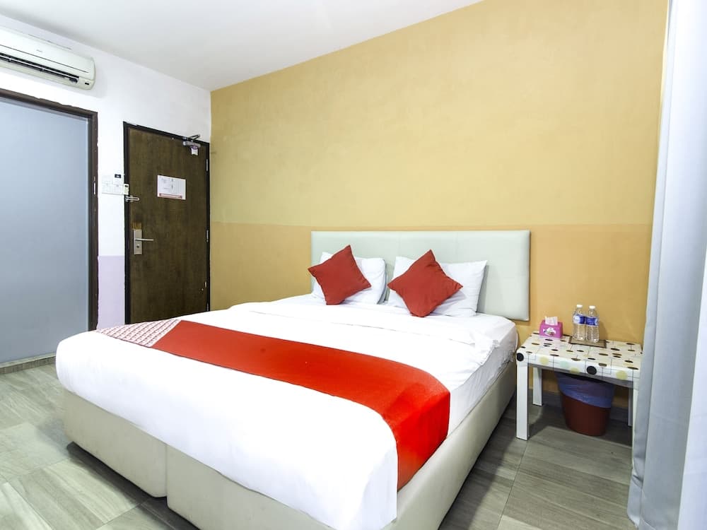 OYO 193 City Kuchai Hotel