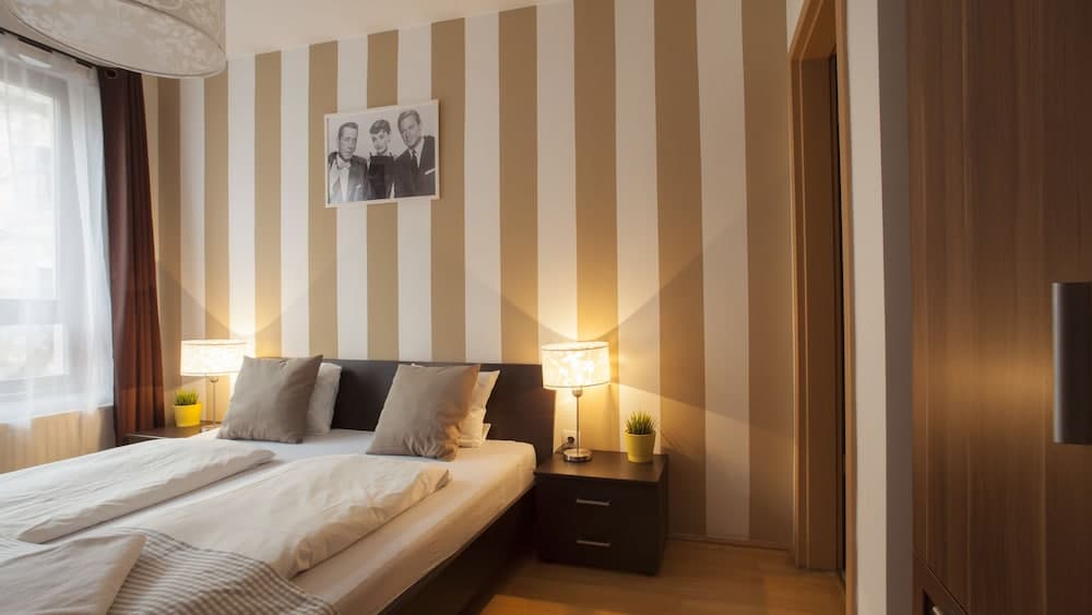 Club 99 Apartments