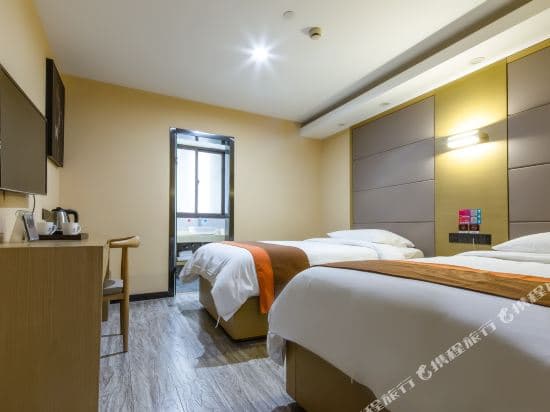 Home Inn Piper Cloud Hotel (Shanghai Jing'an Railway Station)