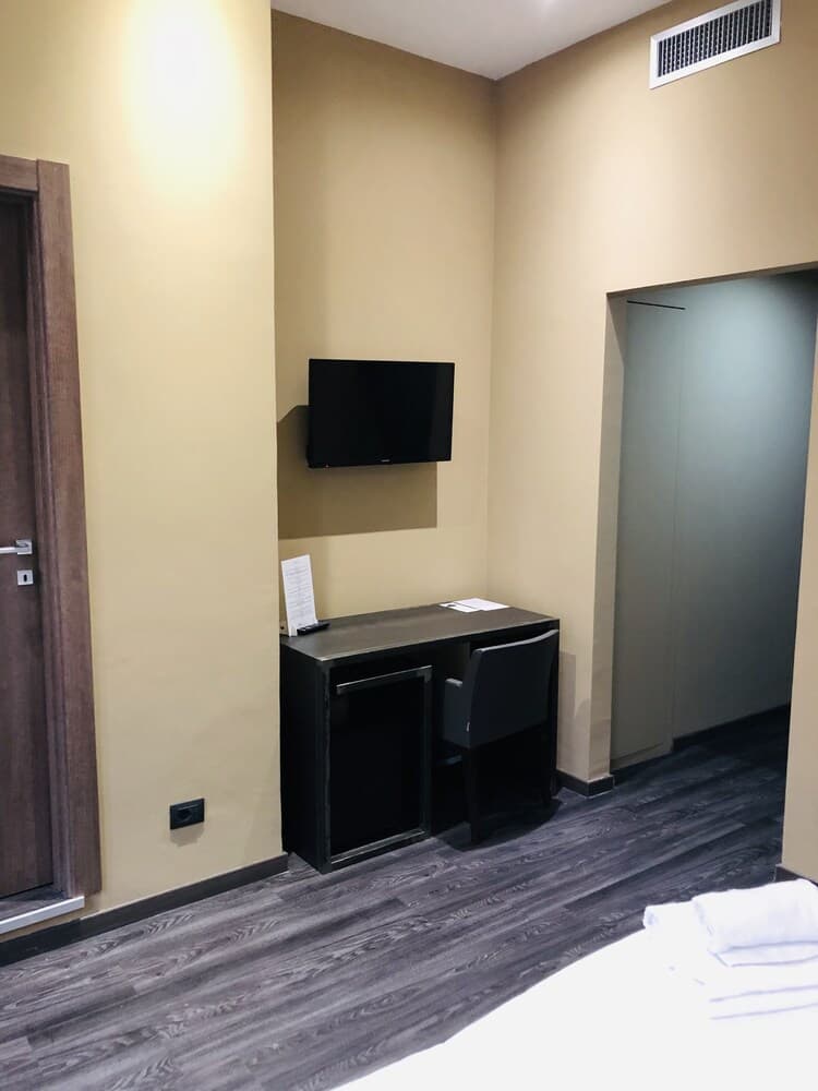 Hotel V99