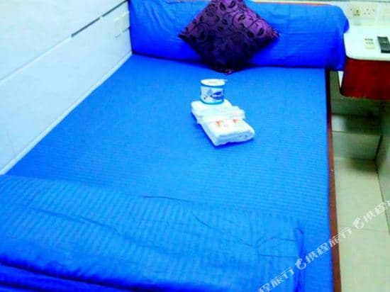 Pay-less Guest House