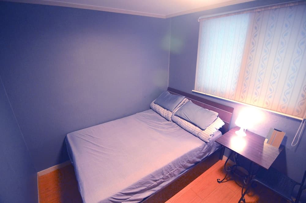 Kimchee Hongdae Guesthouse