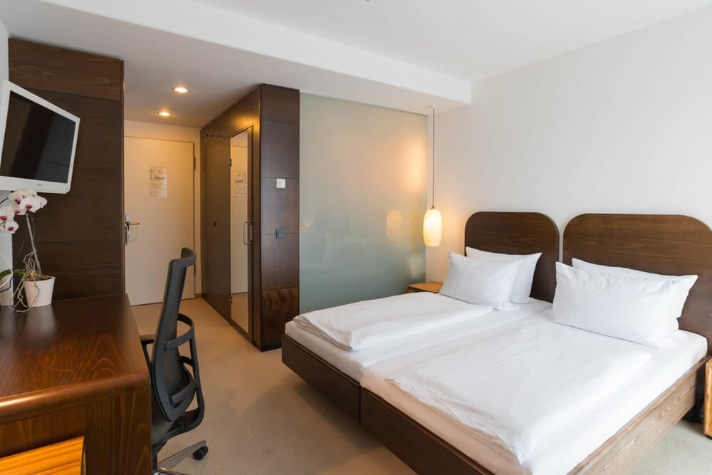 Corbin Feng Shui Business Hotel by Libertas