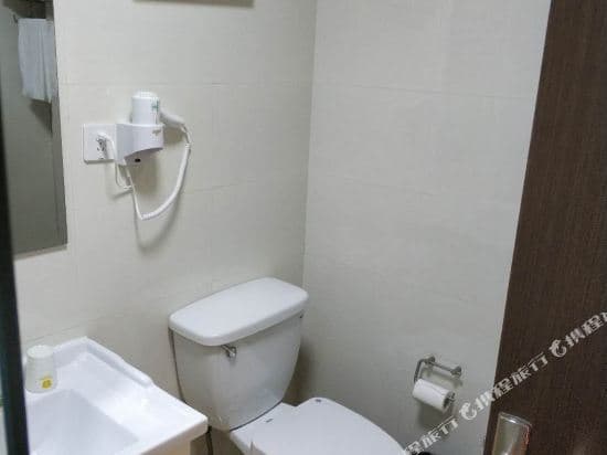 Jitai boutique hotel (Shanghai Wanping South Road tumor hospital store)