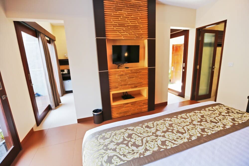 Luxotic Private Villa & Resort