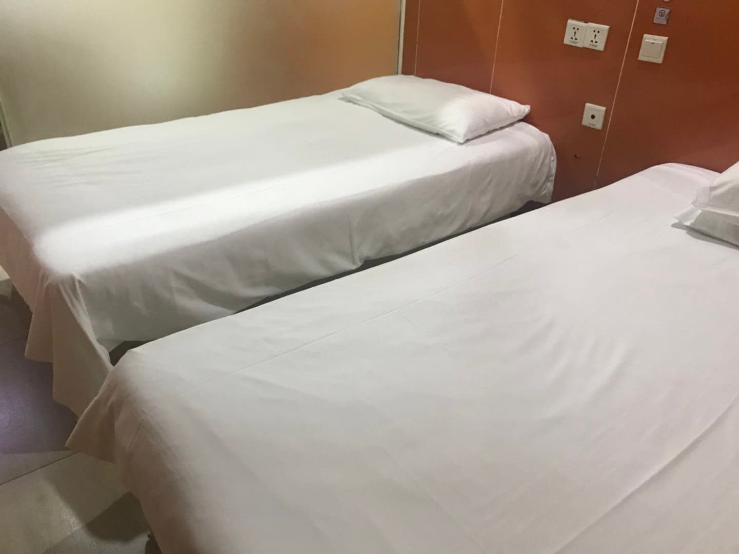 99 Hotel Shanghai Yongnian Road