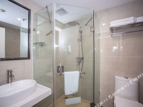 7 Days Premium Hotel (Guangzhou Cangbian Road Nongjiaoso Subway Station Store)