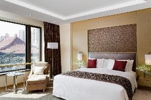 Crowne Plaza Shanghai
