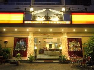 Silom Avenue Inn