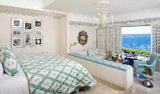 Twelve Apostles Hotel & Spa