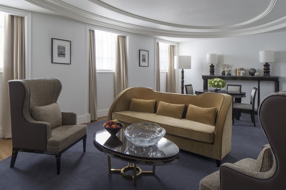 Four Seasons Hotel London at Tower Bridge