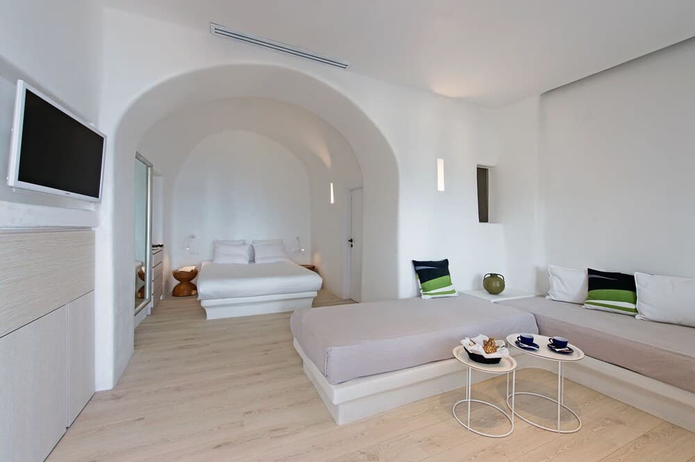 Porto Fira Suites