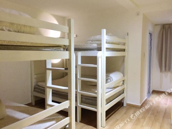 Lazy Gaga Youth Hostel