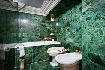 Boccaccio Apartment