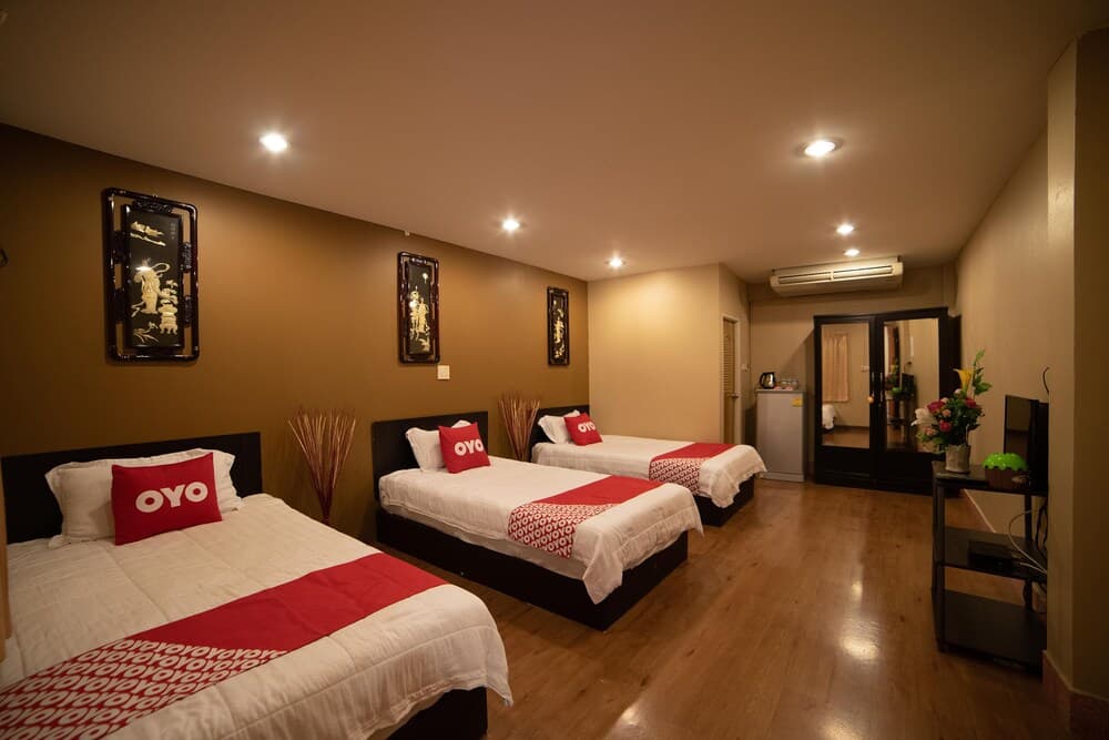 Longzhu Guesthouse